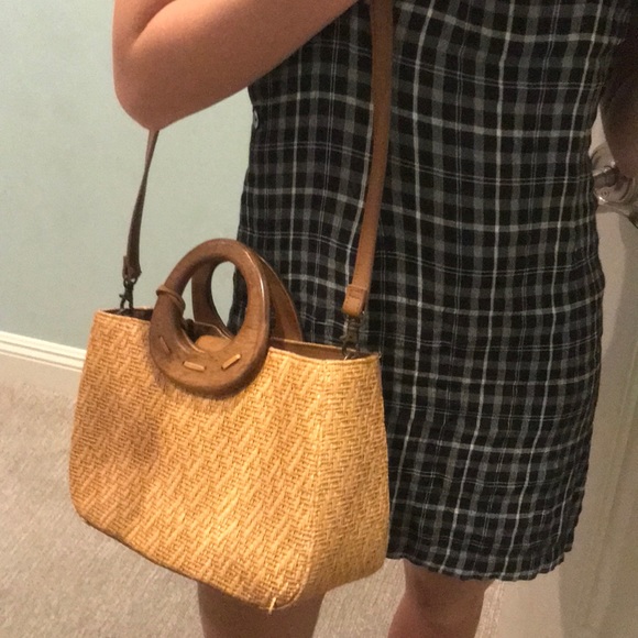 Fossil Straw Woven Crossbody Purse Wood Handle - Picture 7 of 8